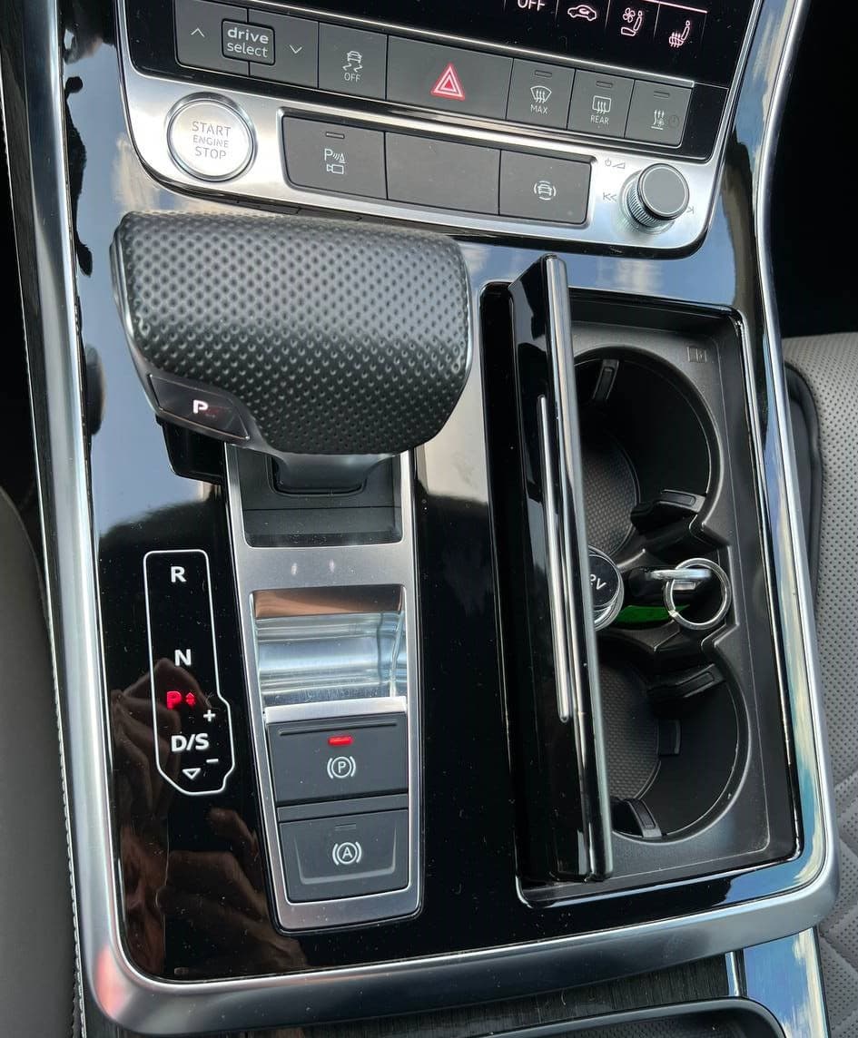 2019 Audi Q8 — Miniatură 18