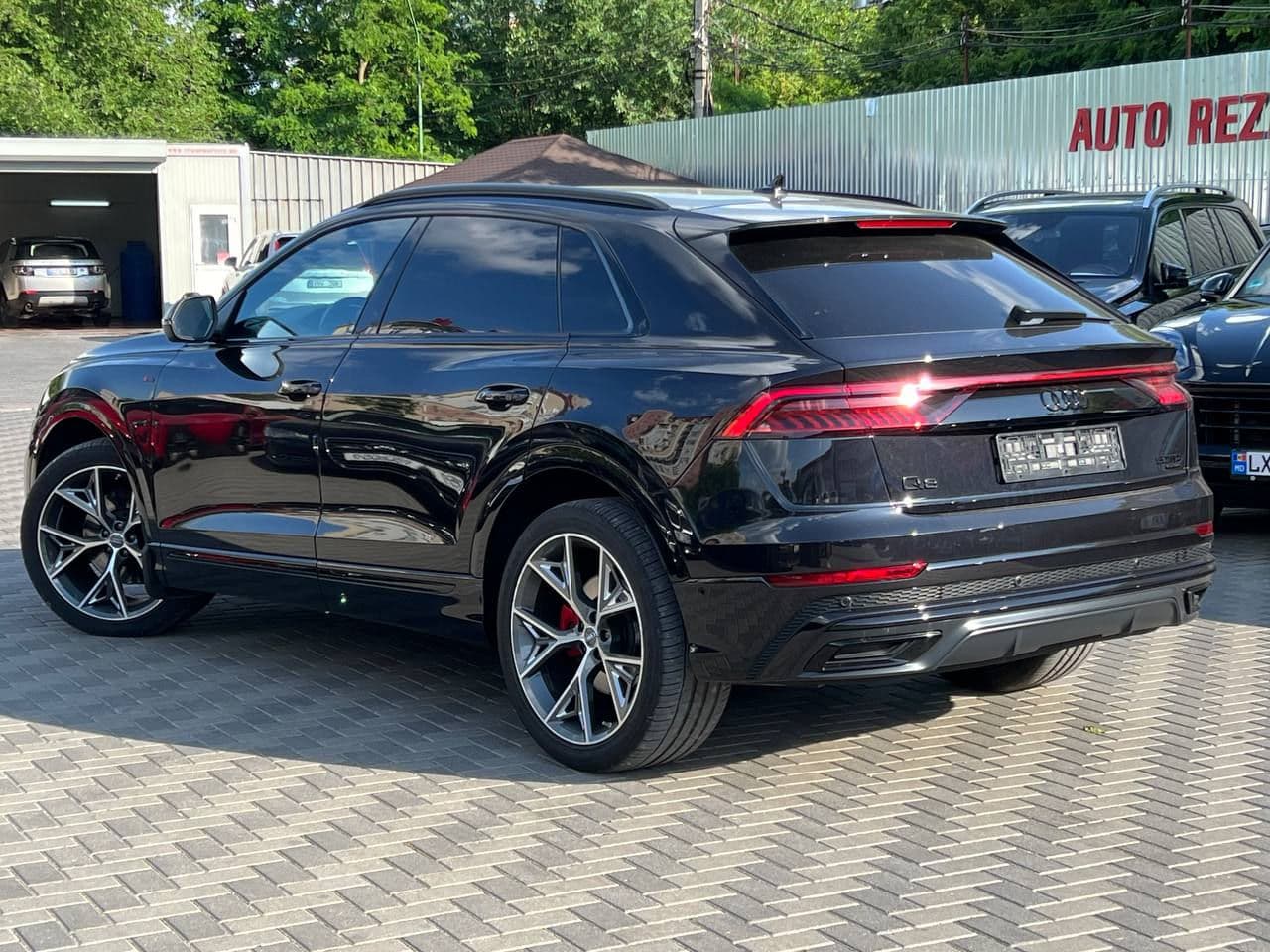 2019 Audi Q8 — Miniatură 4