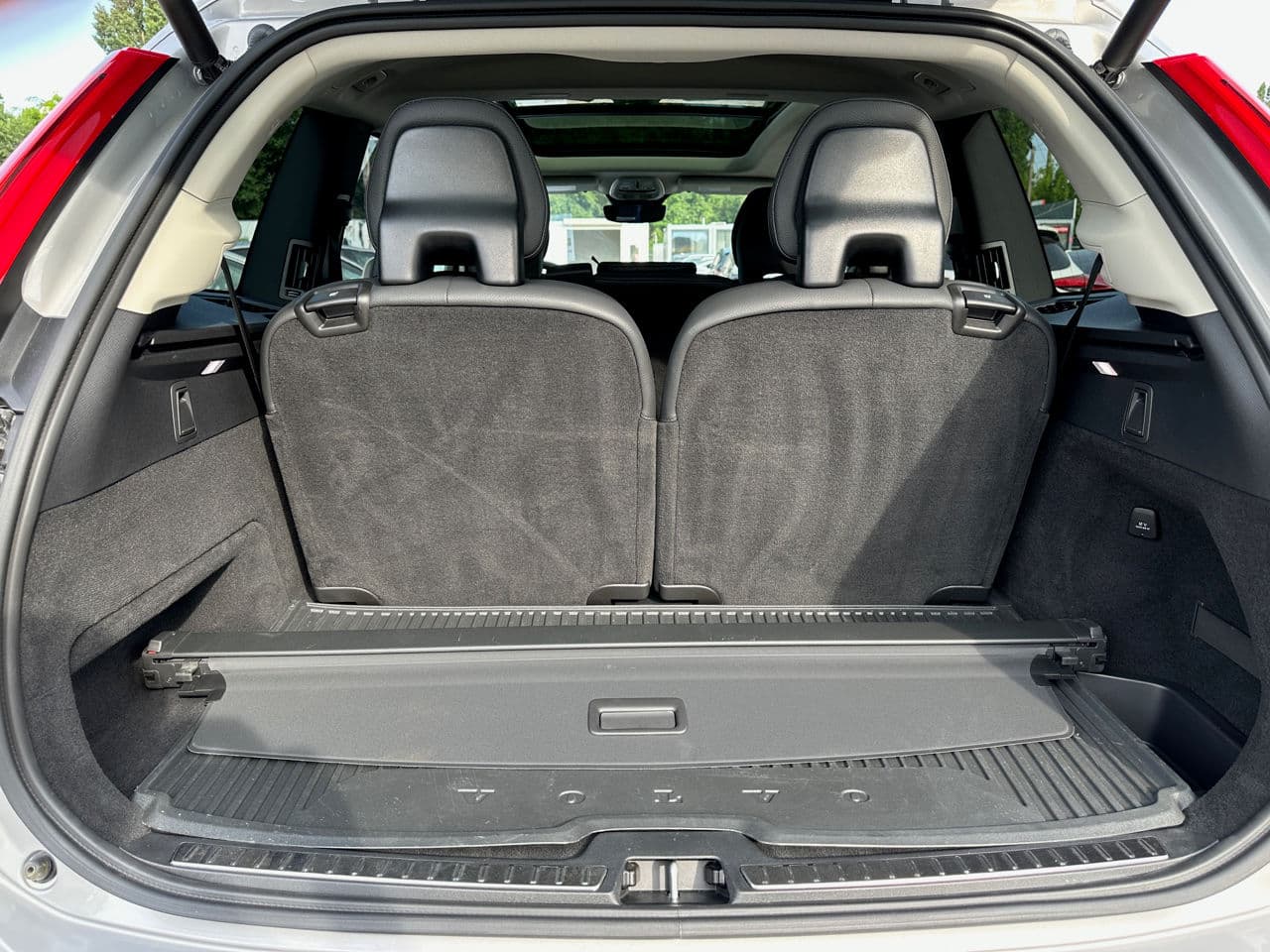Volvo XC 90 2023 — Миниатюра 23