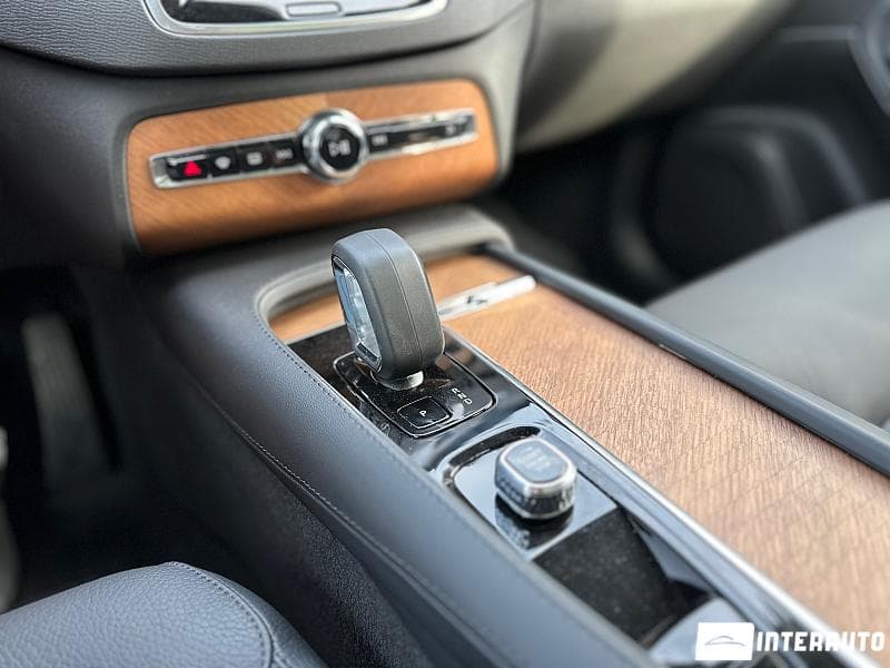 Volvo XC 90 2023 — Миниатюра 15