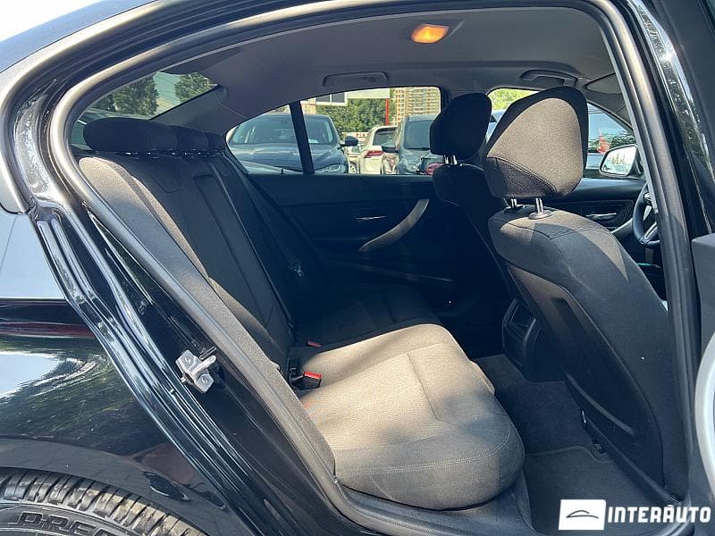 2017 BMW 316 — Miniatură 16