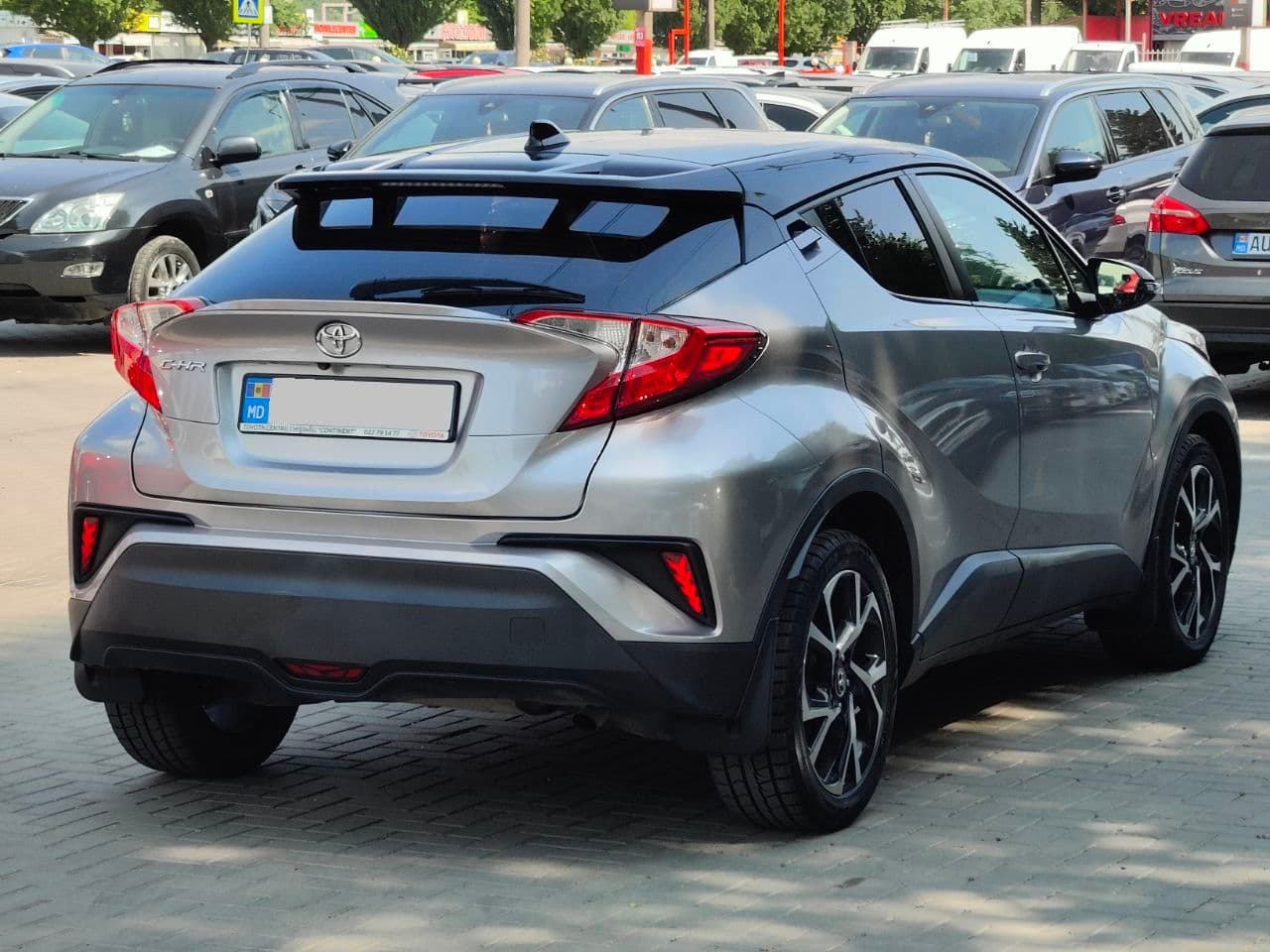 2018 Toyota C-HR — Miniatură 2