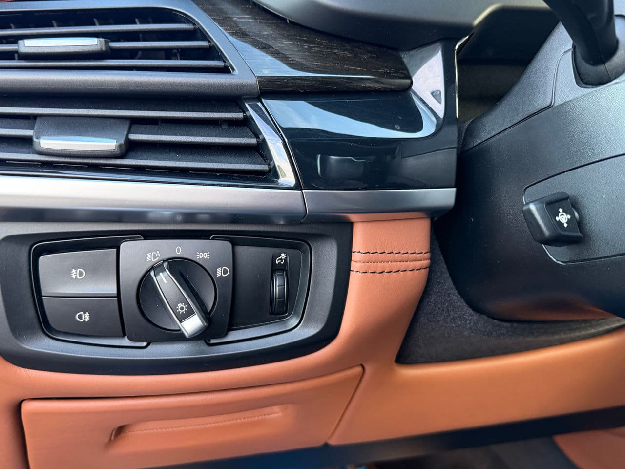 BMW X5 4.0e 2017 — Миниатюра 10