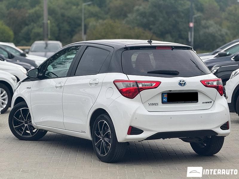 2019 Toyota Yaris — Miniatură 4