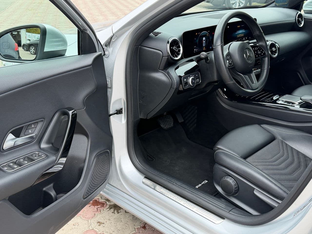 2019 Mercedes A 180 — Miniatură 5