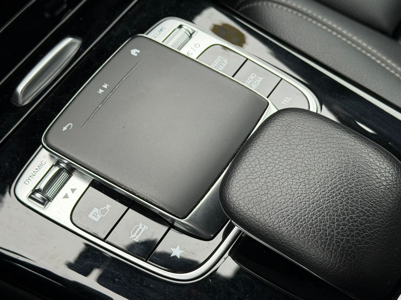 2019 Mercedes A 180 — Miniatură 13