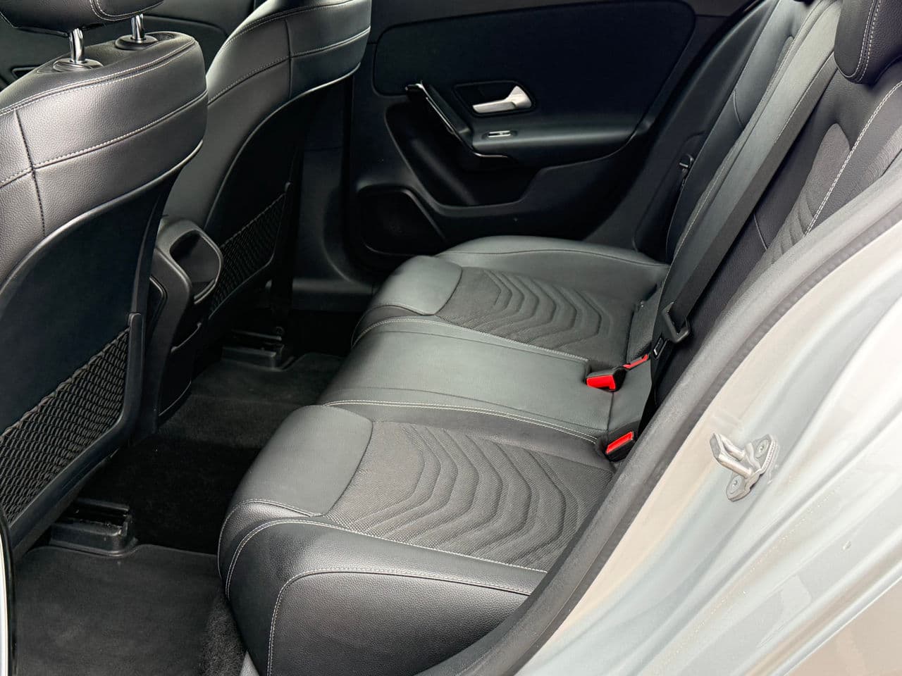 2019 Mercedes A 180 — Miniatură 15