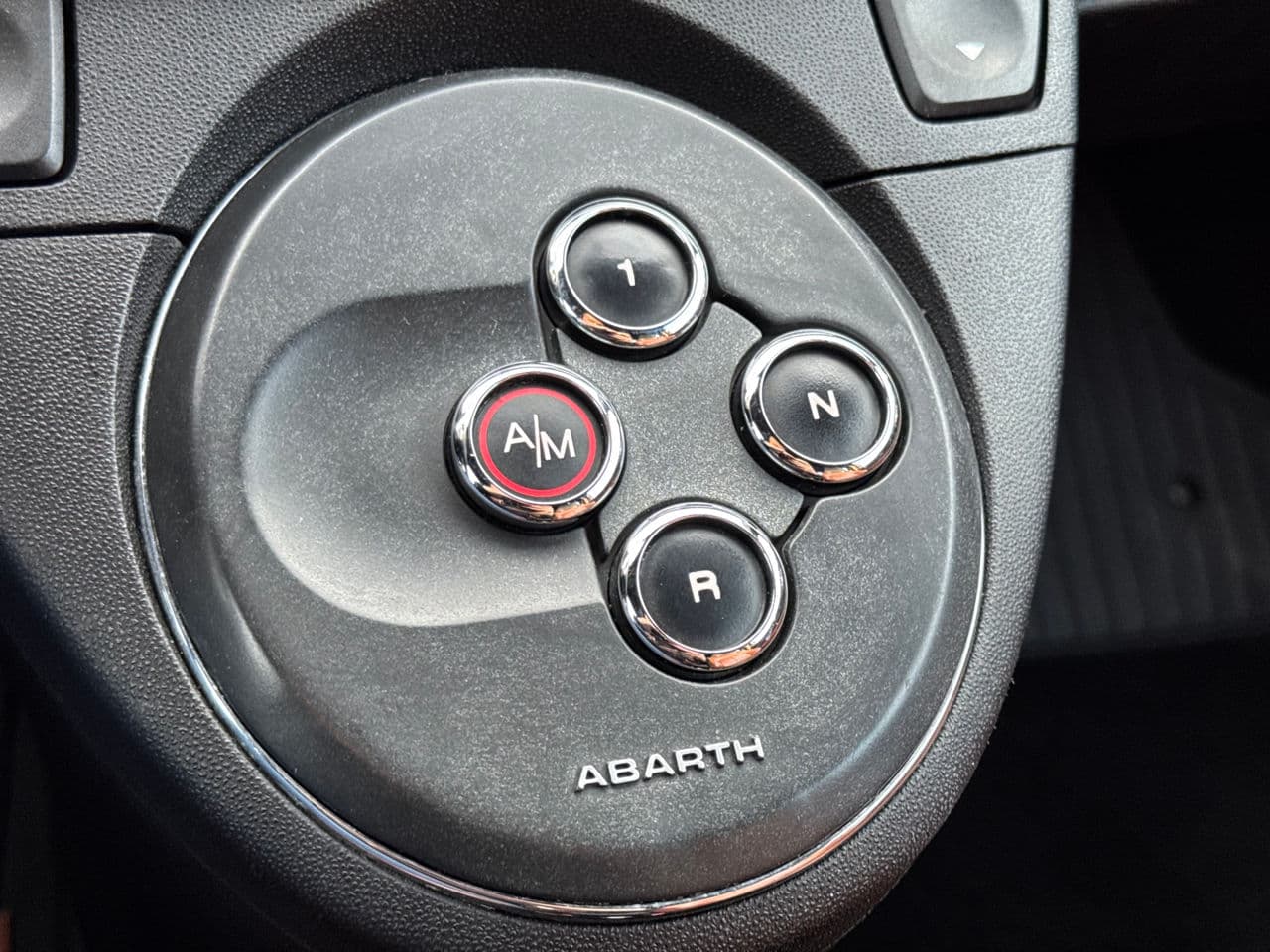 2014 Fiat 500 Abarth — Miniatură 12