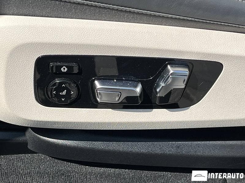 2024 BMW X5 5.0e — Miniatură 16