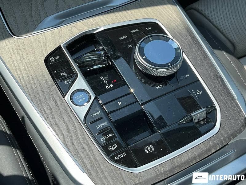 2024 BMW X5 5.0e — Miniatură 15