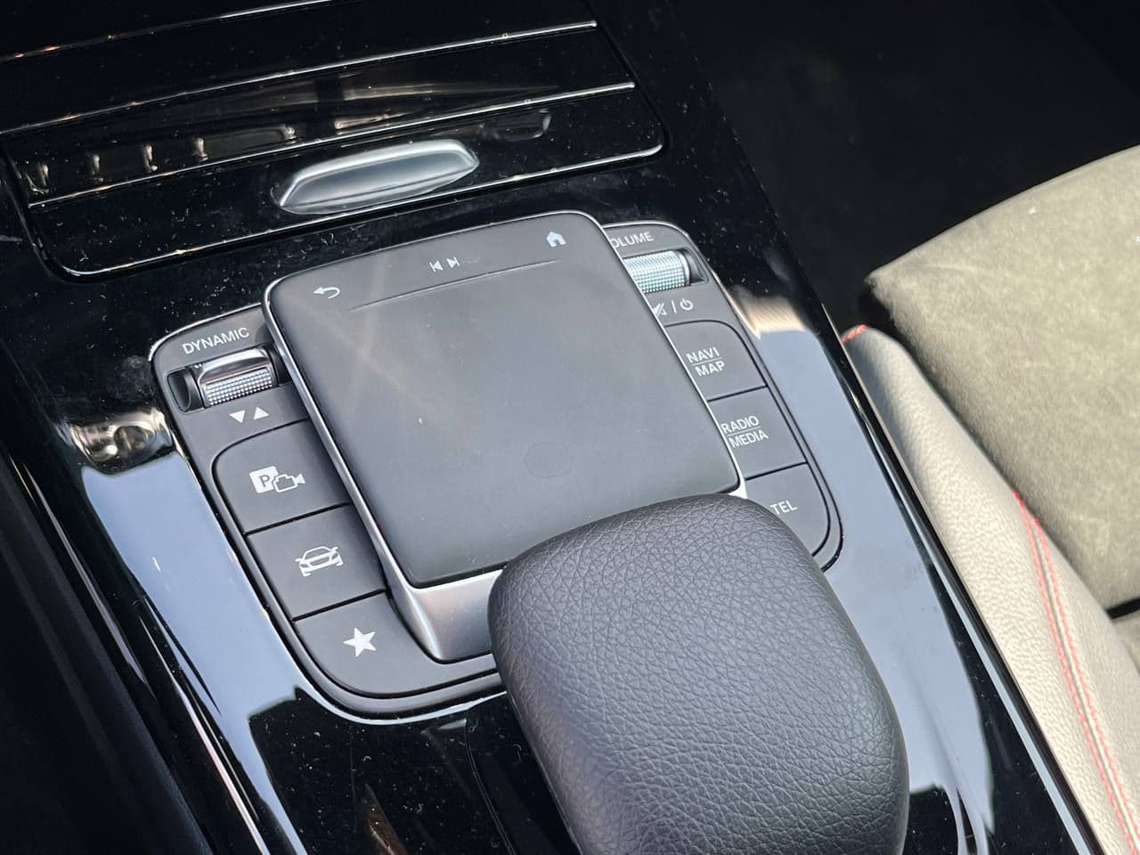 2020 Mercedes CLA 180d — Miniatură 15