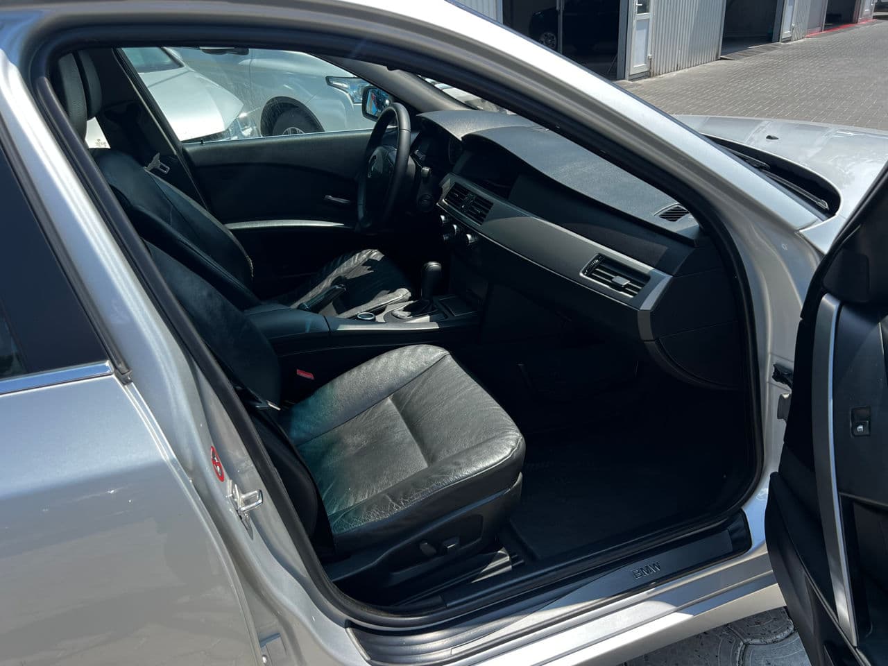 2006 BMW 525 — Miniatură 6