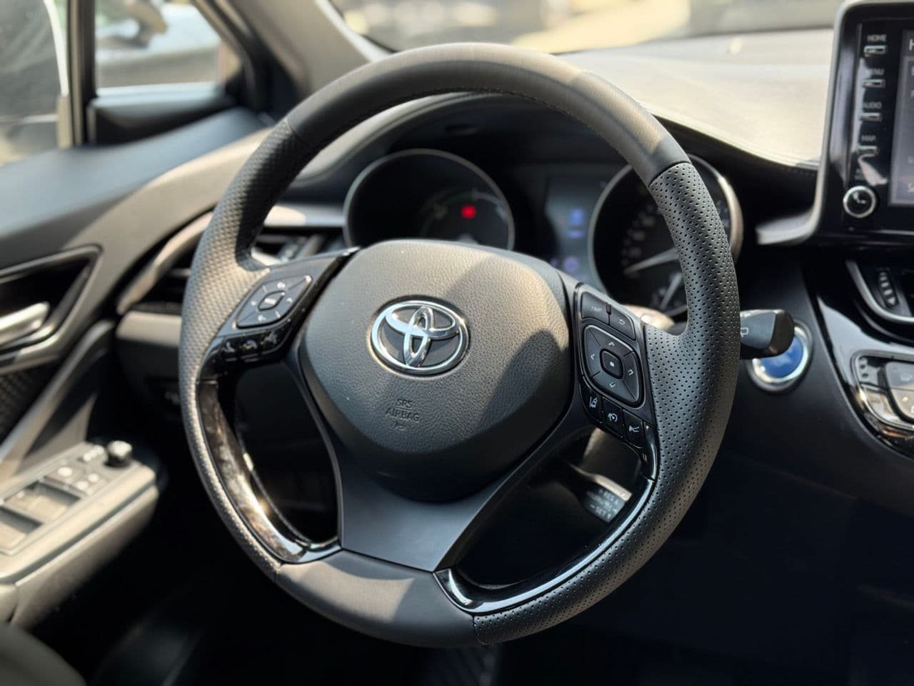 2020 Toyota C-HR — Miniatură 10