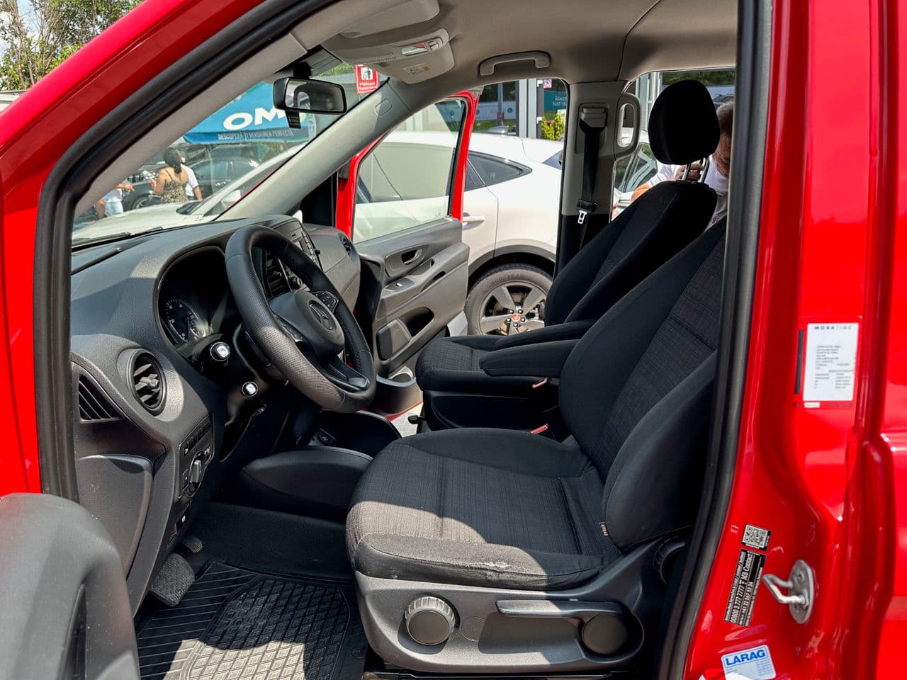 2015 Mercedes Vito — Miniatură 7