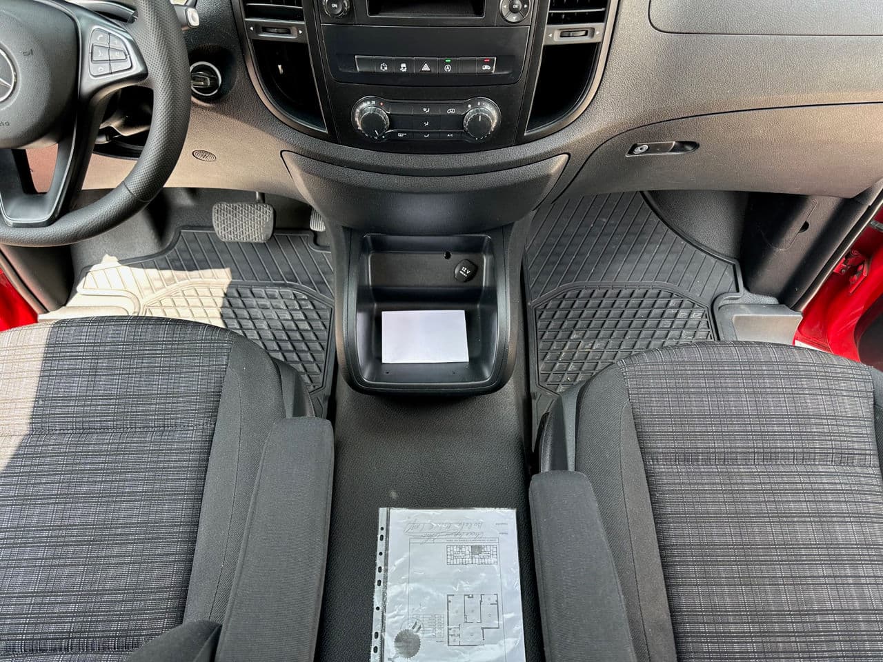 2015 Mercedes Vito — Miniatură 10