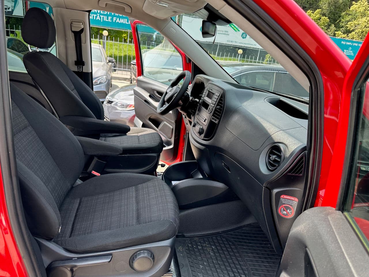 2015 Mercedes Vito — Miniatură 5