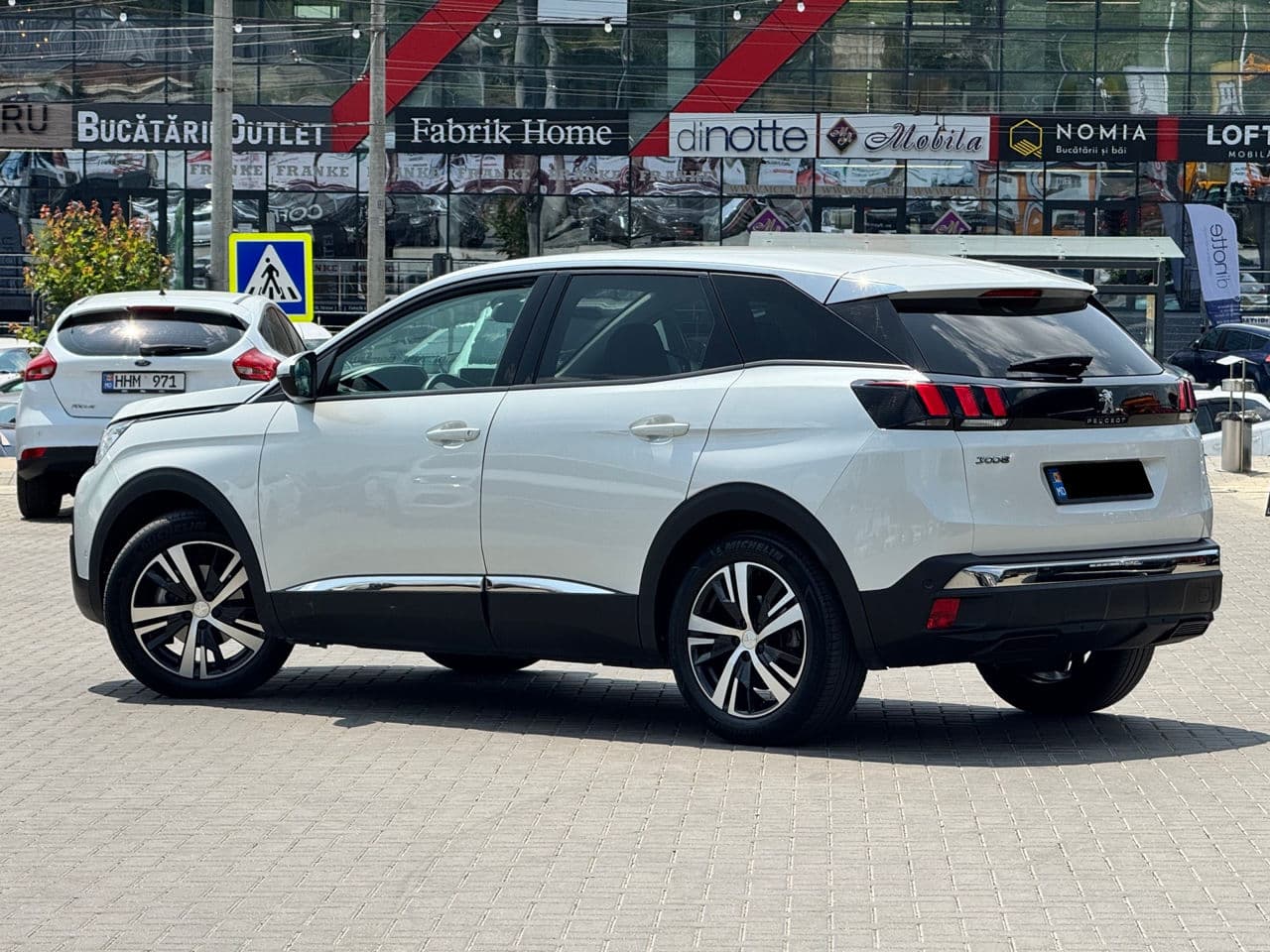 2019 Peugeot 3008 — Miniatură 4