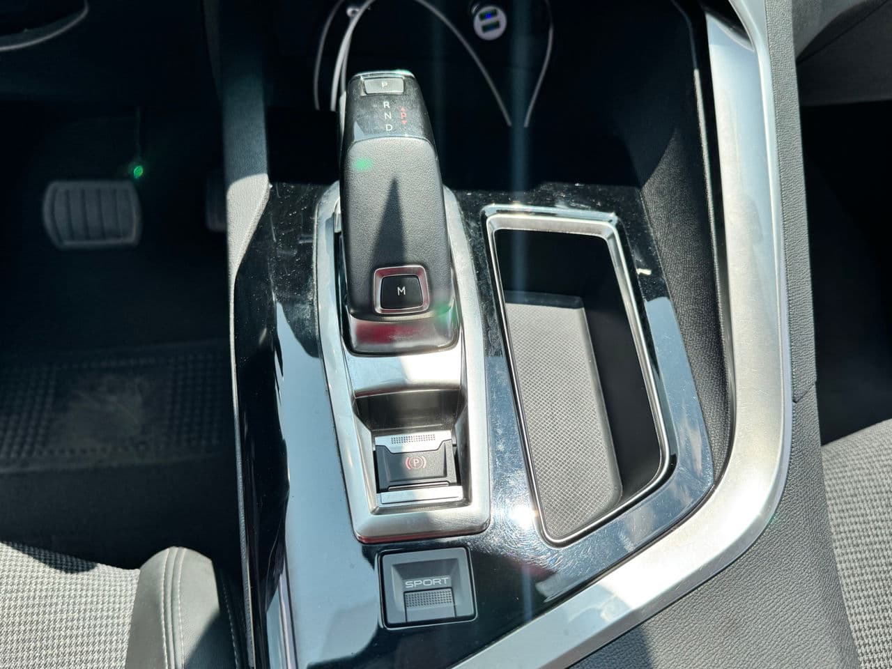 2019 Peugeot 3008 — Miniatură 12