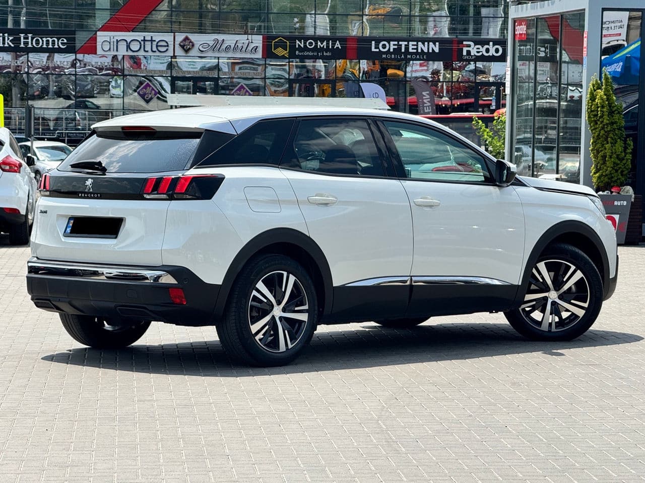 2019 Peugeot 3008 — Miniatură 3