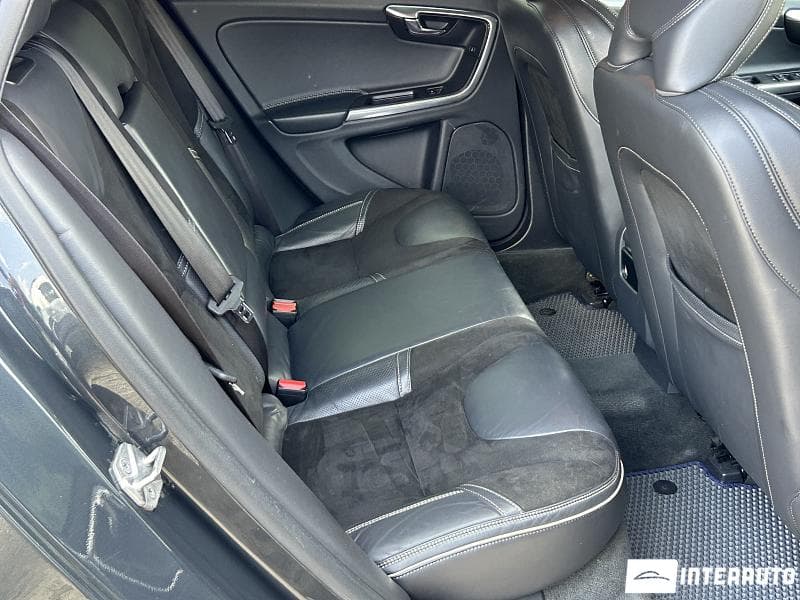 Volvo V 60 2015 — Миниатюра 17