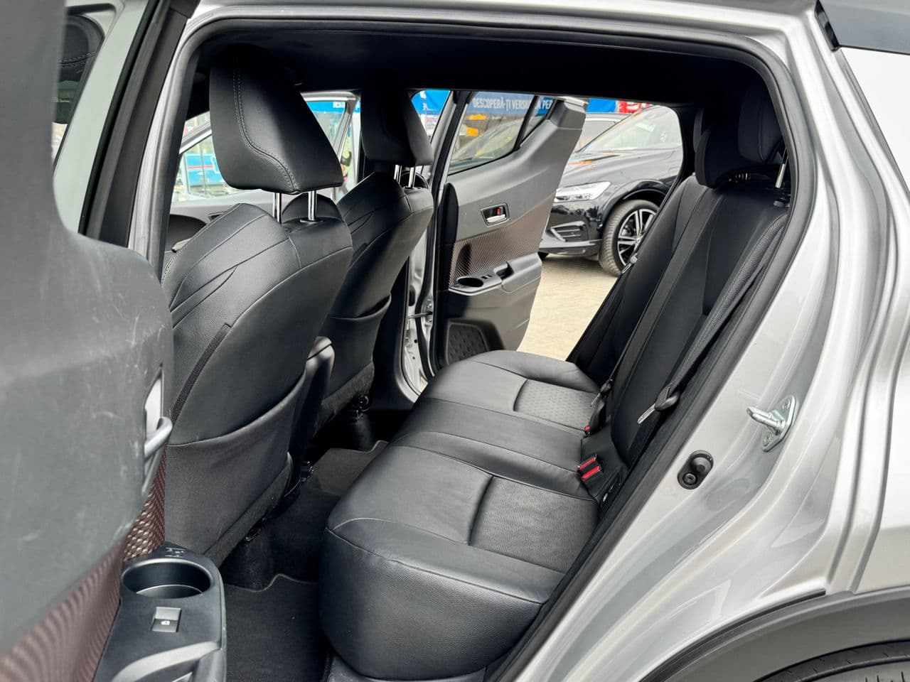 2019 Toyota C-HR — Miniatură 13