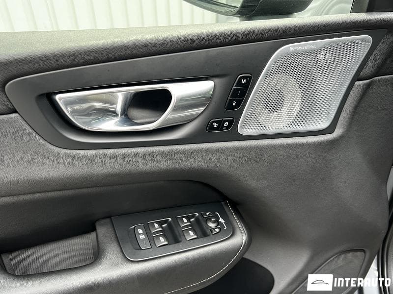 Volvo XC 60 2021 — Миниатюра 13