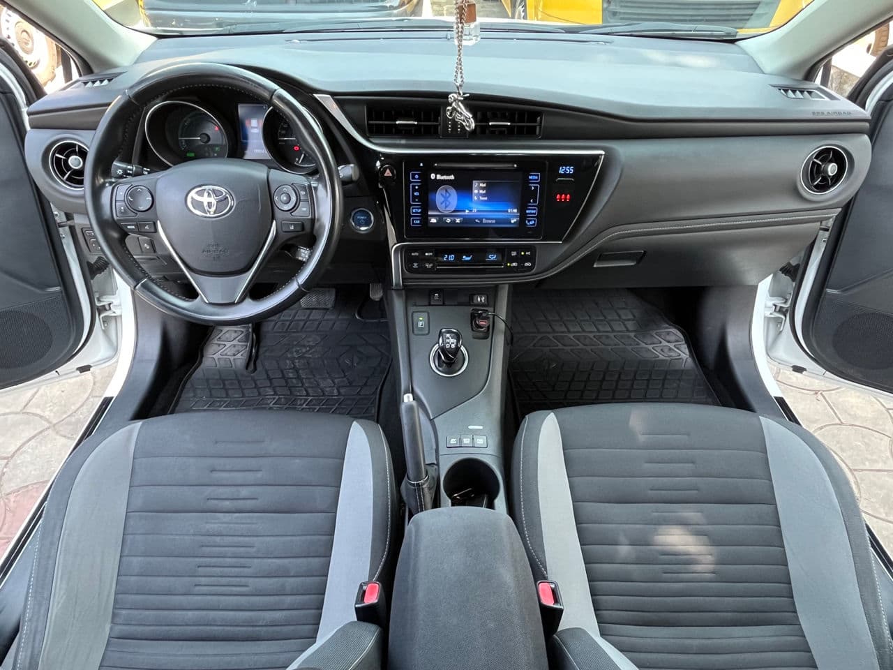 2018 Toyota Auris — Miniatură 6