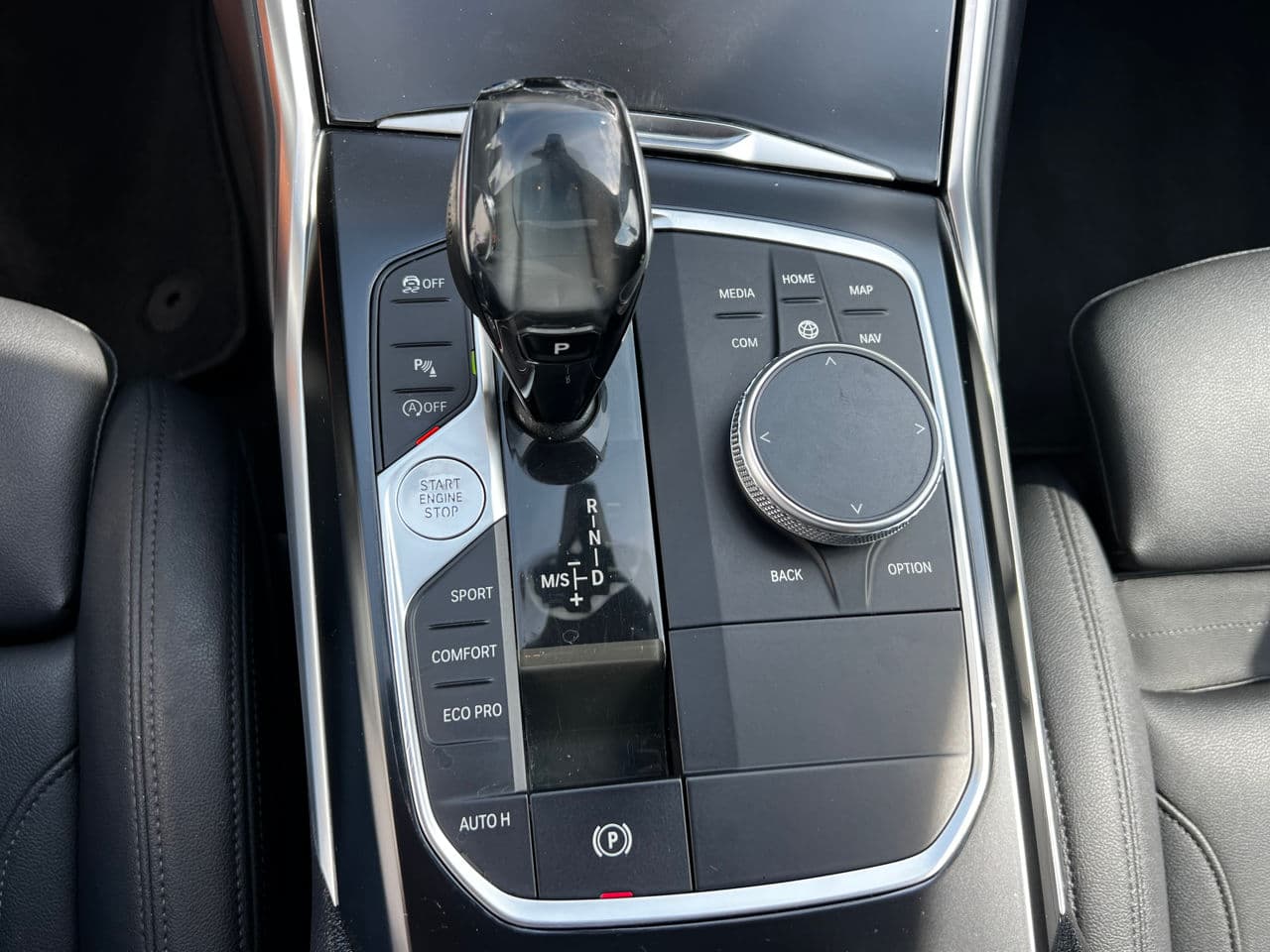 2019 BMW 330 — Miniatură 12