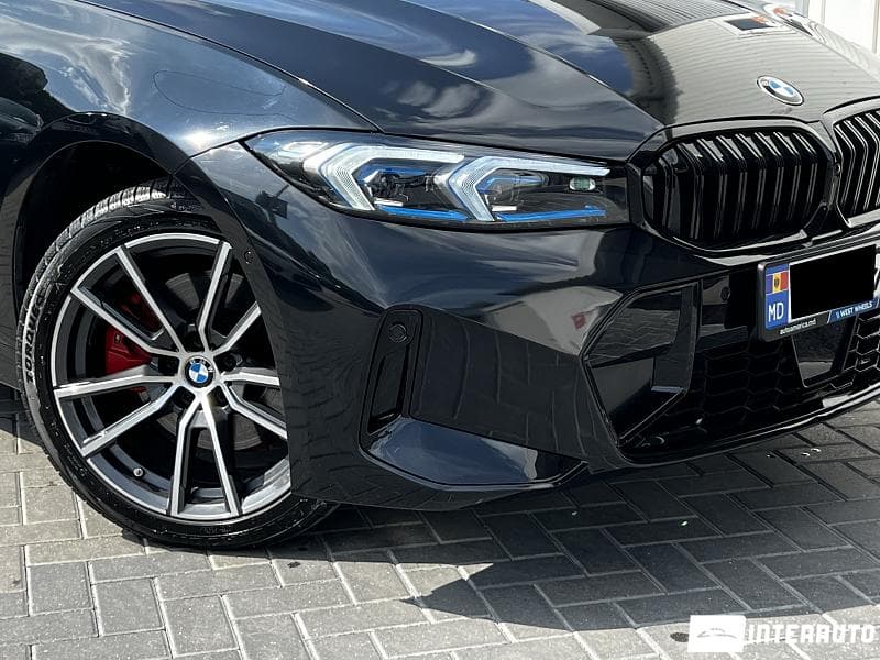 2019 BMW 330 — Miniatură 21
