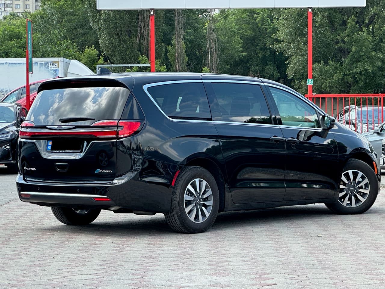 2023 Chrysler Pacifica — Miniatură 3