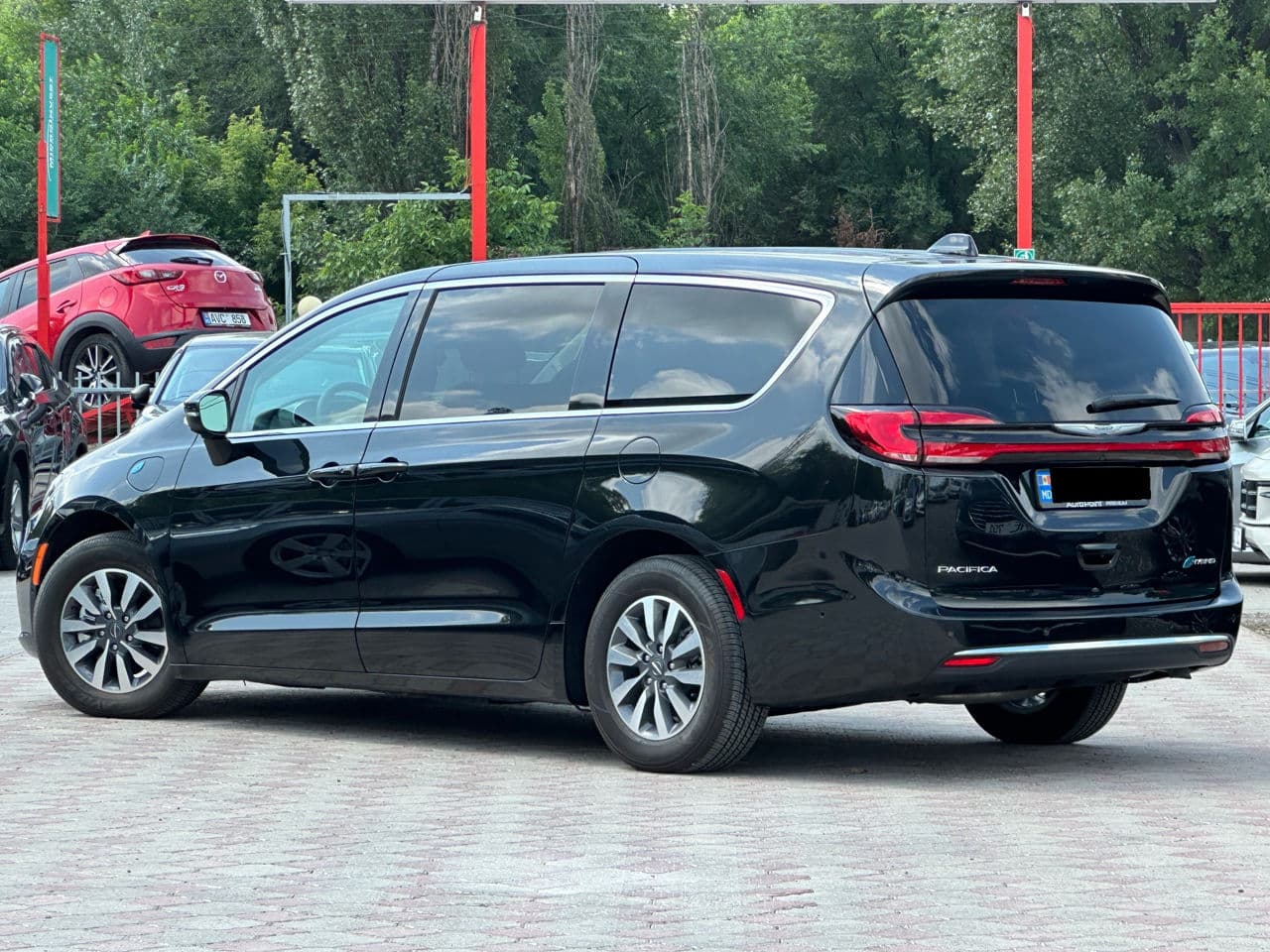 2023 Chrysler Pacifica — Miniatură 2