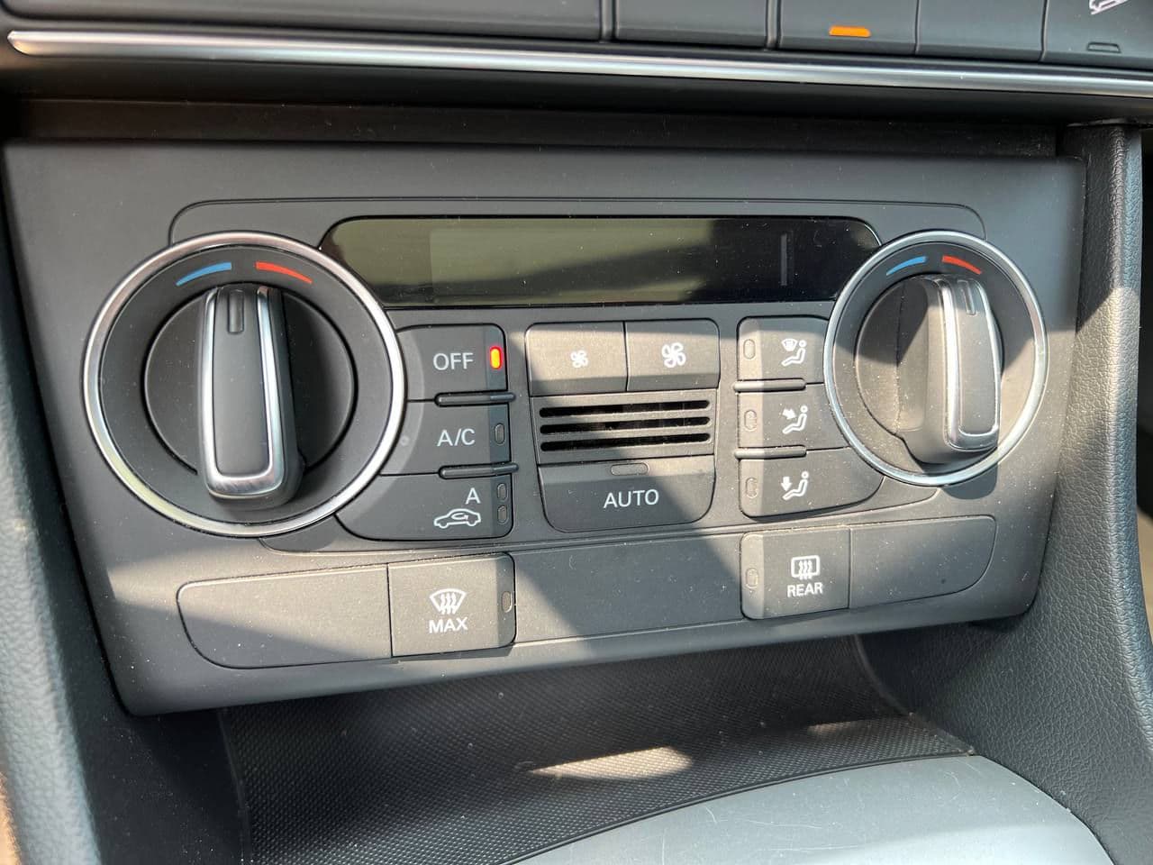 2017 Audi Q3 — Miniatură 13