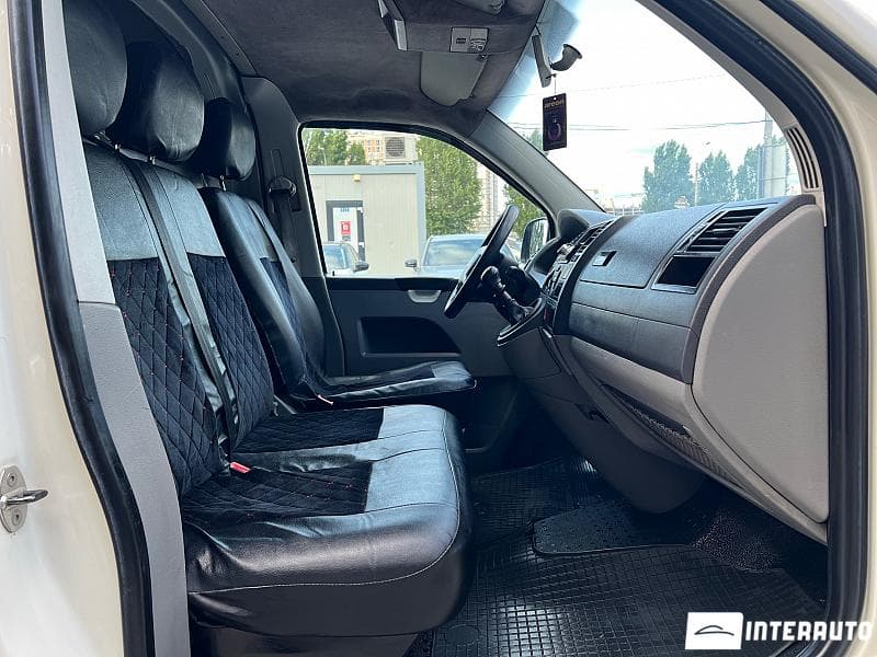 2004 Volkswagen Transporter — Miniatură 13