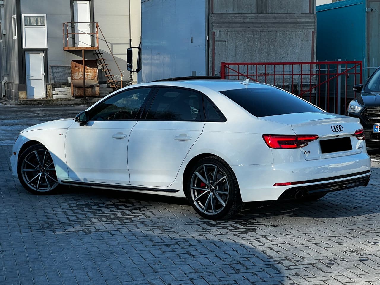 Audi A4 2018 — Миниатюра 4