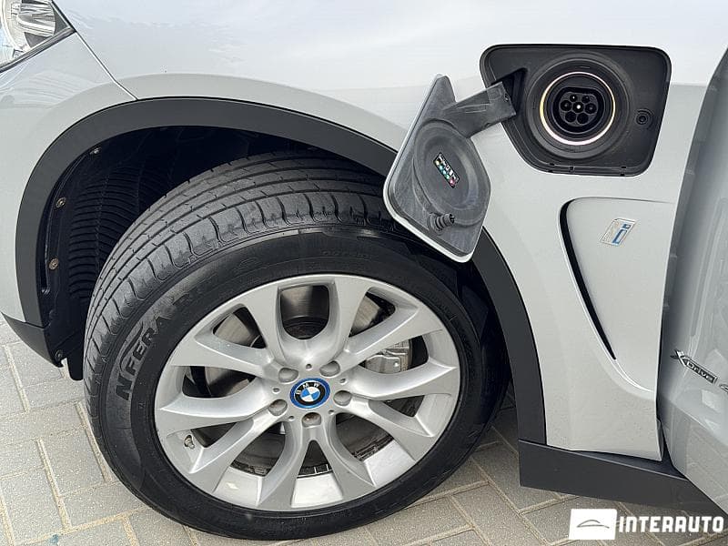 BMW X5 4.0e 2017 — Миниатюра 16