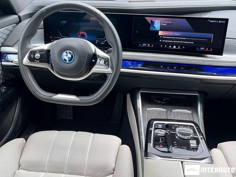 BMW i7 XDrive60 2024 — Миниатюра 8