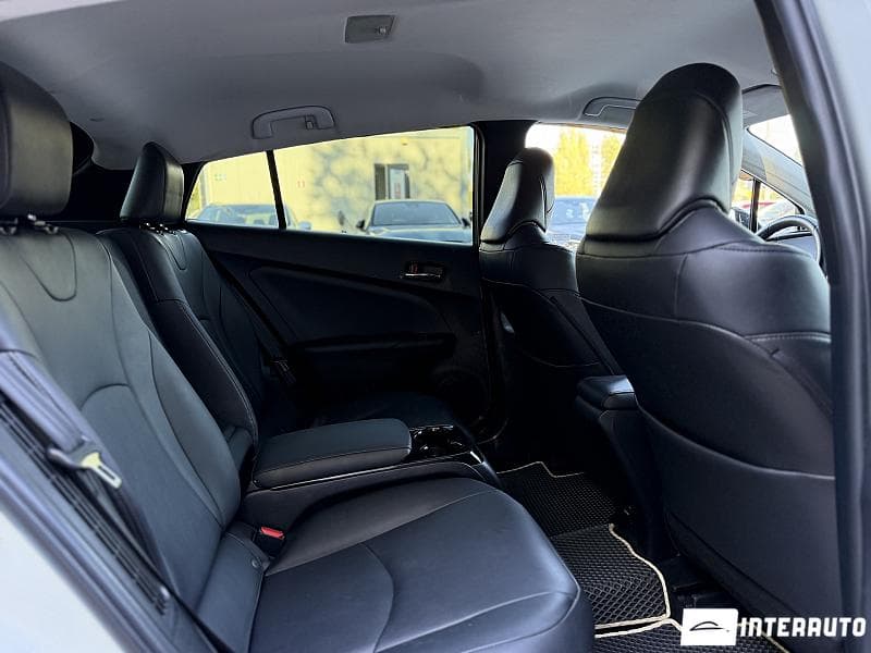 2017 Toyota Prius — Miniatură 20
