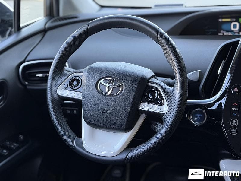 2017 Toyota Prius — Miniatură 12