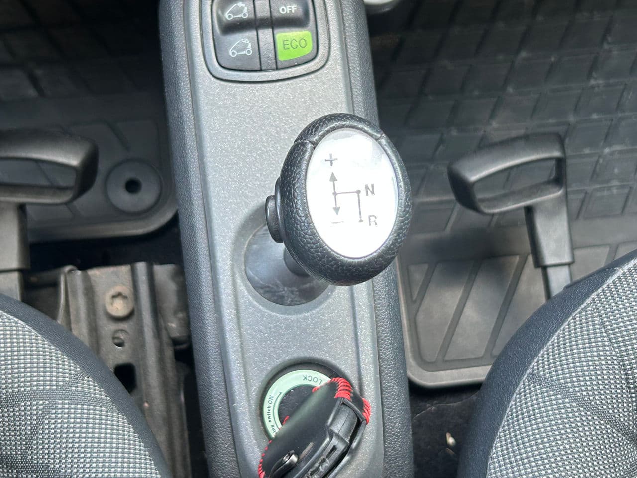 Smart Fortwo 2014 — Миниатюра 12