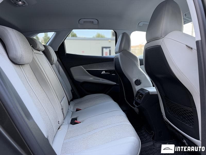 2018 Peugeot 3008 — Miniatură 20