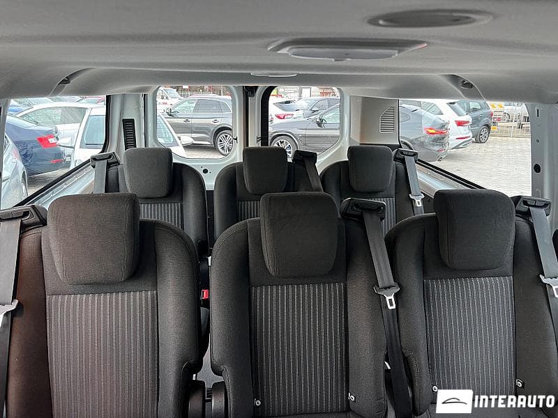2017 Ford Transit — Miniatură 9