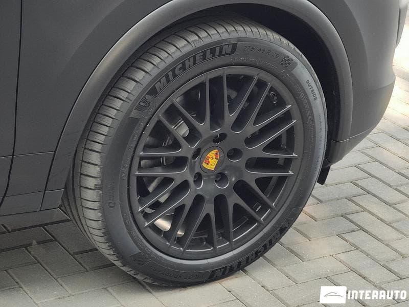 2016 Porsche Cayenne — Miniatură 22