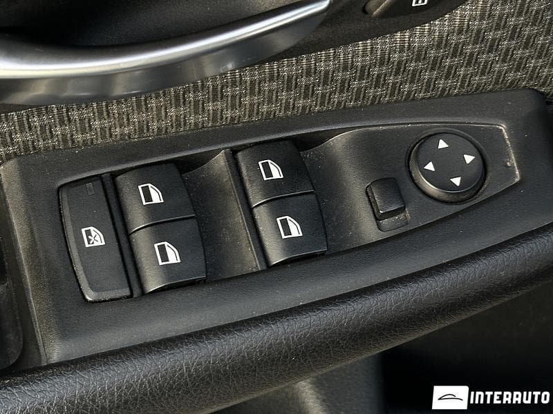 BMW 218i 2019 — Миниатюра 17