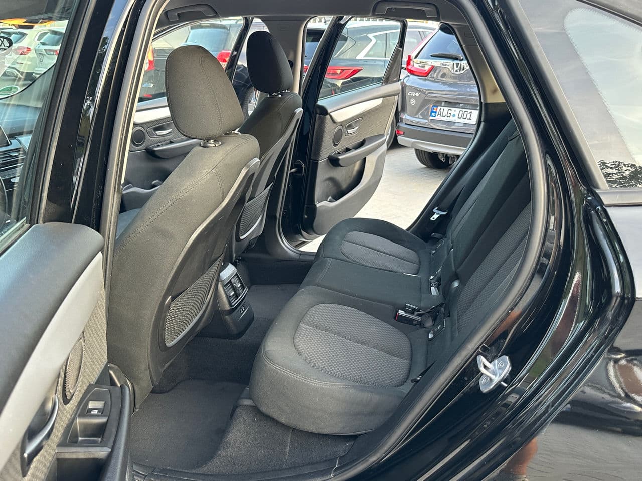 BMW 218i 2019 — Миниатюра 13