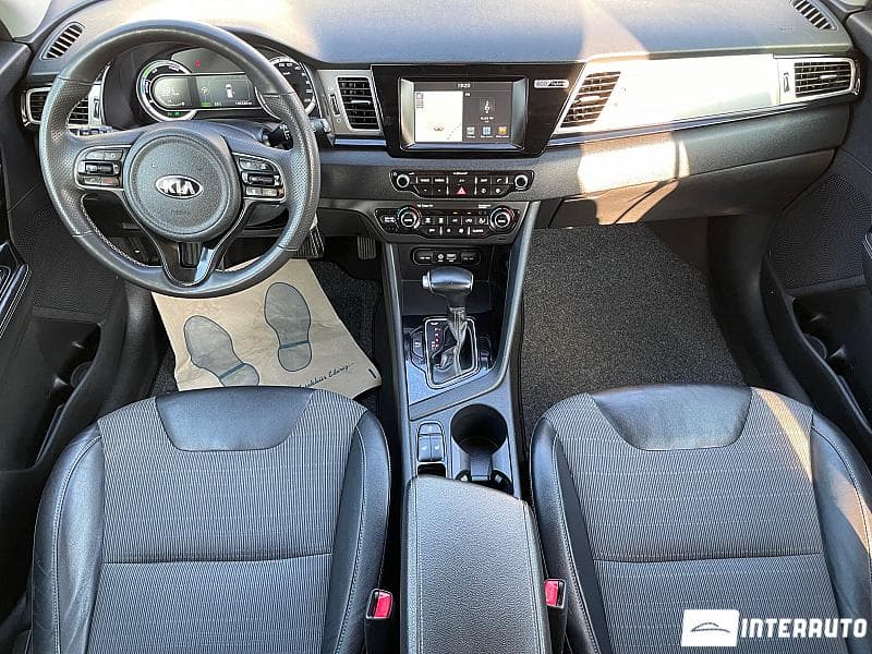 2016 Kia Niro — Miniatură 7