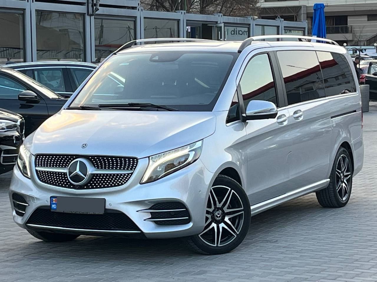 2020 Mercedes V 300 — Miniatură 3