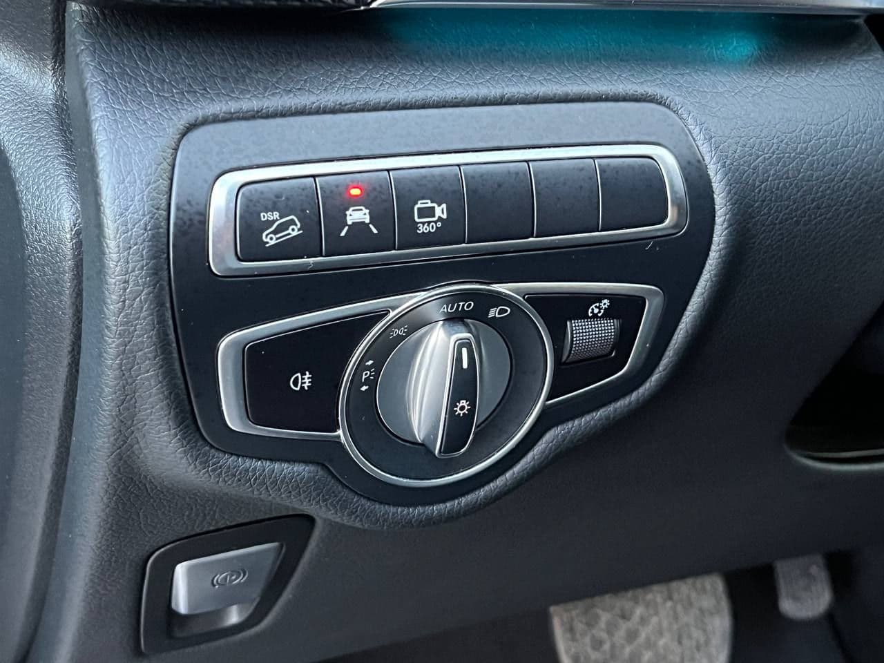 2020 Mercedes V 300 — Miniatură 14