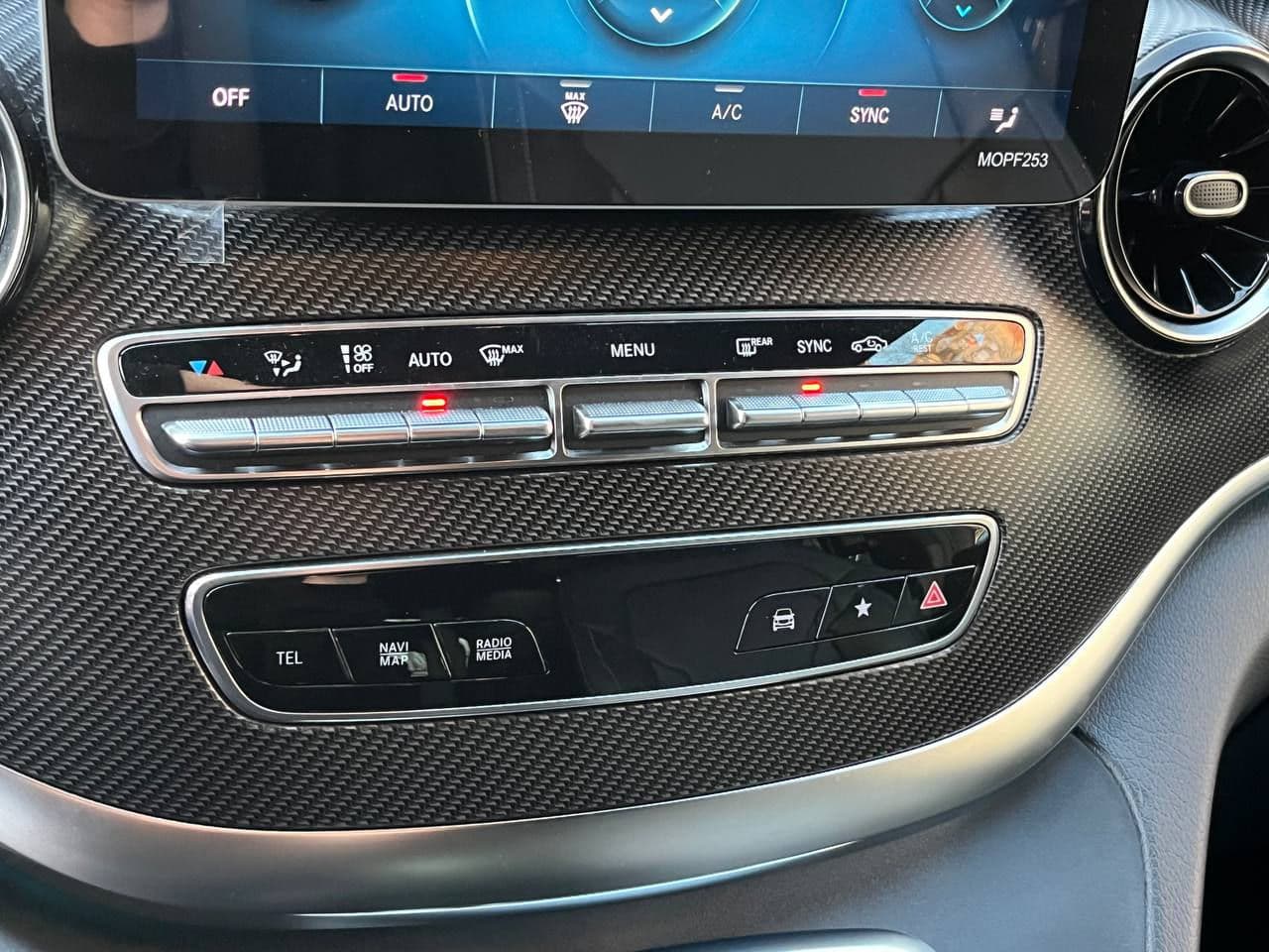 2020 Mercedes V 300 — Miniatură 12