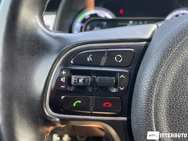 2018 Kia Niro — Miniatură 10