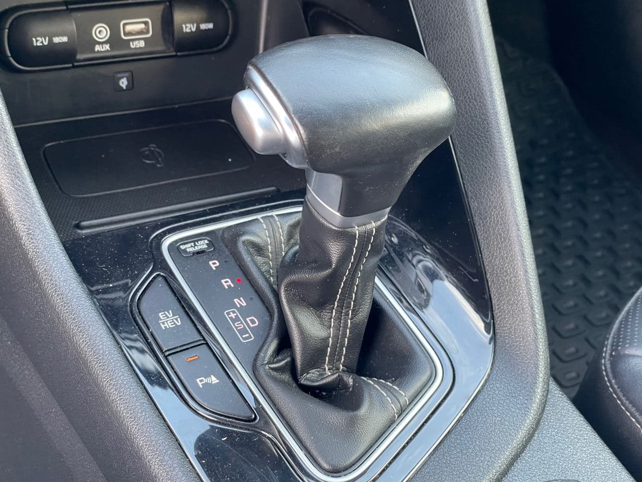 2018 Kia Niro — Miniatură 16